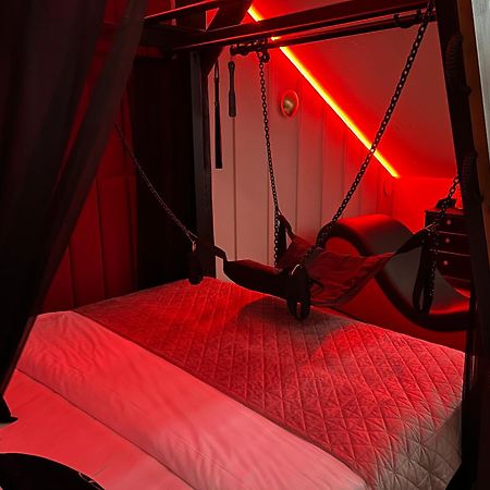Exclusive Bdsm Apartment Krakow - Adults Only Exterior photo